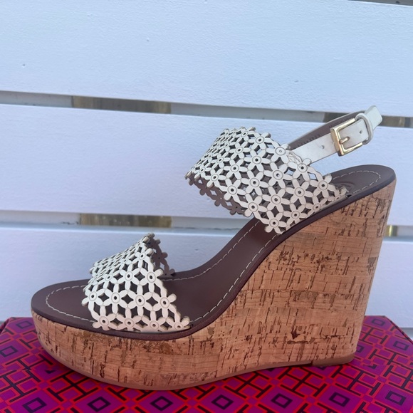Tory Burch Cork Platform Wedge Sandals Cream Cutout Leather Women’s Sz 8 NEW - Picture 3 of 12